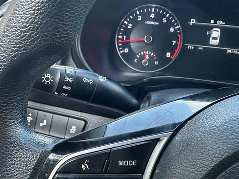 Used 2022 Kia Forte LXS w/ LXS Technology Package image 29