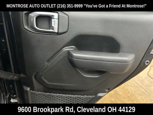 Used 2024 Jeep Wrangler Unlimited Sport AWD/4WD image 28