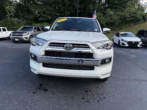 Used 2023 Toyota 4Runner Limited AWD/4WD image 2