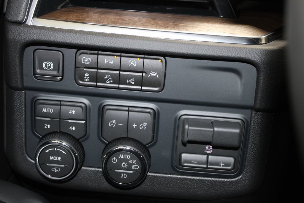 New 2026 Chevrolet Tahoe High Country AWD/4WD image 43