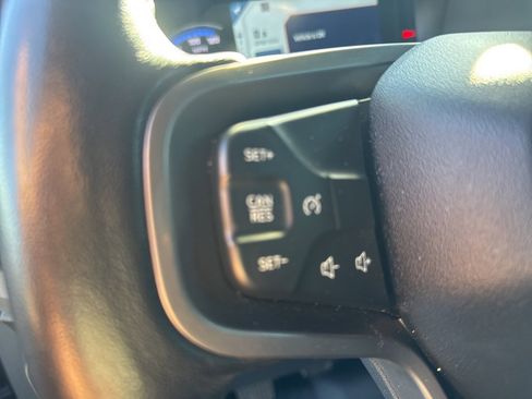 Used 2021 Ford Bronco Black Diamond image 18