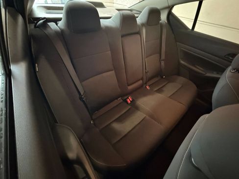 Used 2025 Nissan Altima 2.5 SV FWD image 28