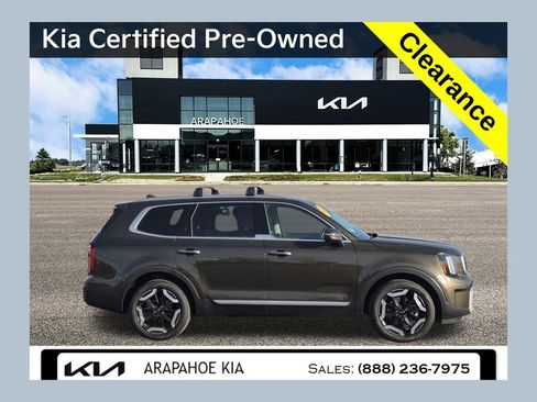 Used 2025 Kia Telluride S image 1