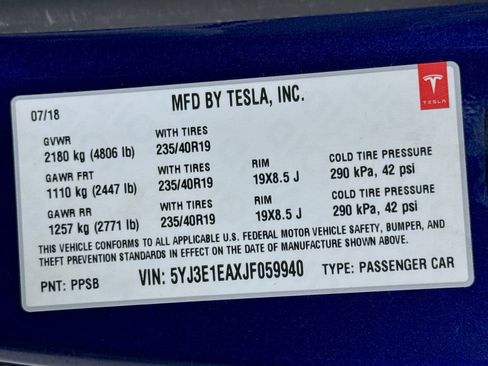 Used 2018 Tesla Model 3 Long Range RWD image 23