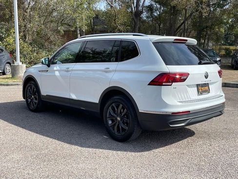 Used 2022 Volkswagen Tiguan SE image 28