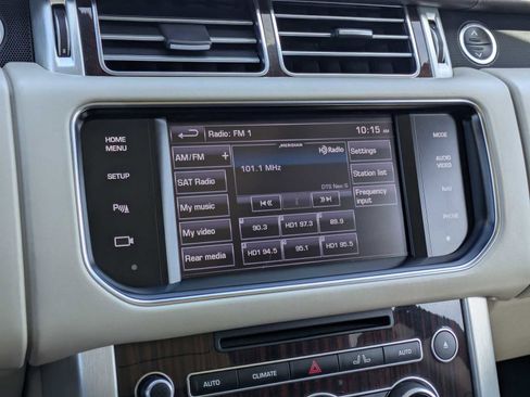 Used 2014 Land Rover Range Rover HSE AWD/4WD image 32