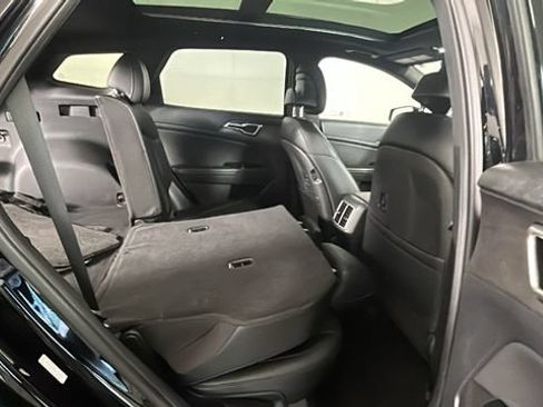Used 2023 Kia Sportage X-Line w/ X-Line Premium Package AWD/4WD image 29