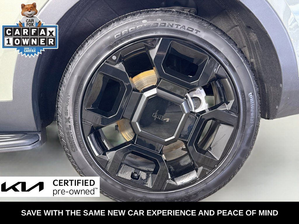 Used 2025 Kia Sorento SX AWD/4WD image 41