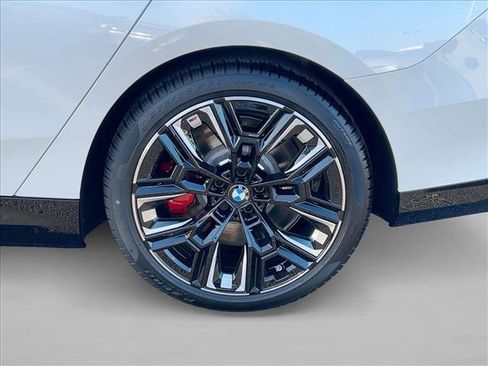 New 2025 BMW i5 M60 image 10