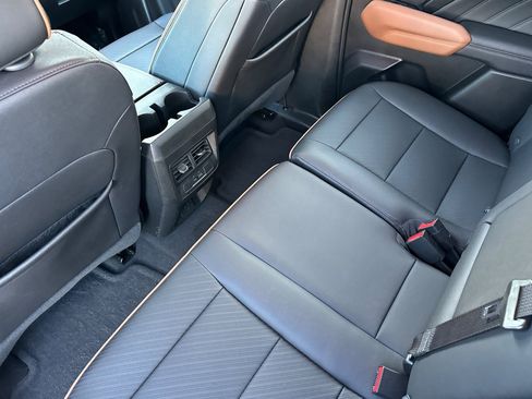 Used 2023 GMC Canyon AT4 w/ AT4 Premium Package image 12