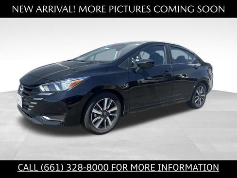 Used 2024 Nissan Versa SV FWD image 1