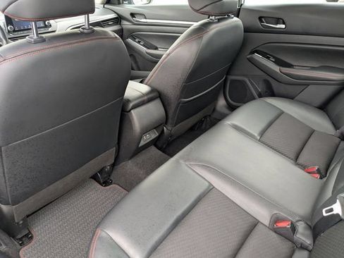 Used 2024 Nissan Altima 2.5 SR FWD image 23