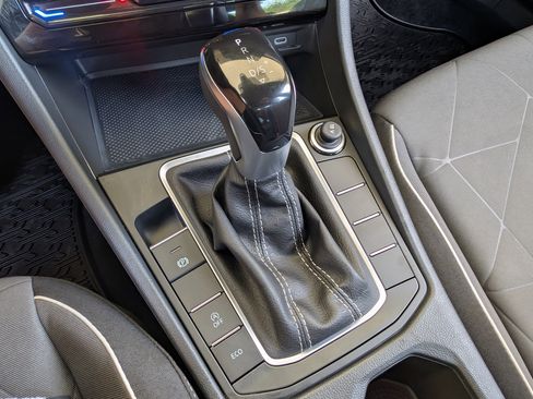 Used 2026 Volkswagen Jetta Sport FWD image 29