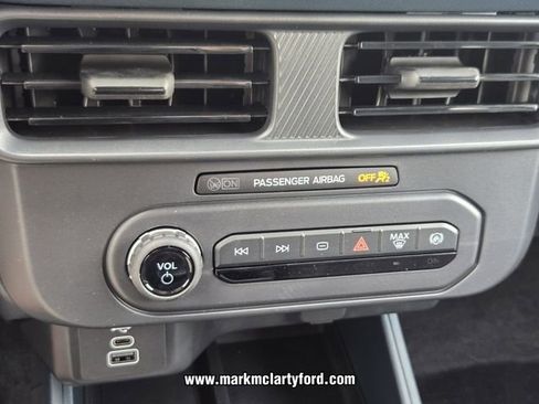 New 2026 Ford Maverick XL AWD/4WD image 17