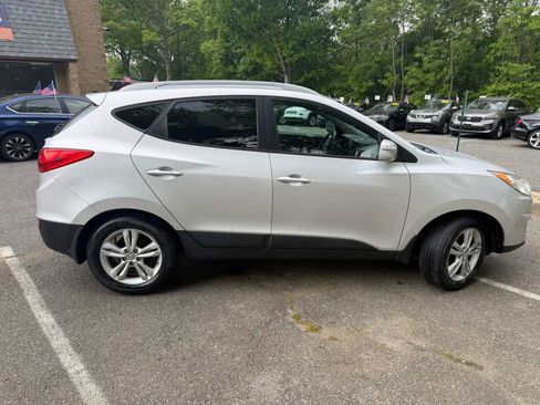 Used 2013 Hyundai Tucson GLS FWD image 8