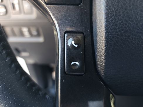 Used 2022 Toyota 4Runner TRD Off-Road AWD/4WD image 28