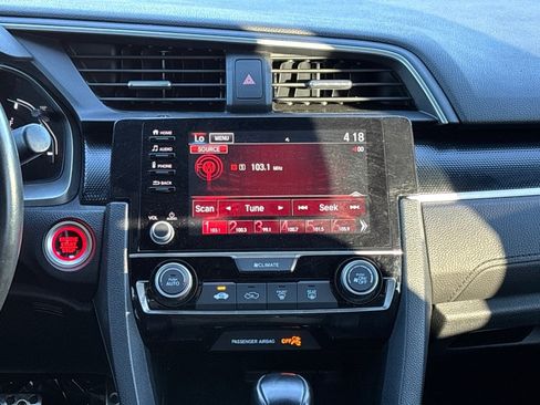 Used 2020 Honda Civic Sport image 4