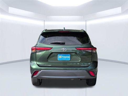 Used 2023 Toyota Highlander Limited FWD image 5