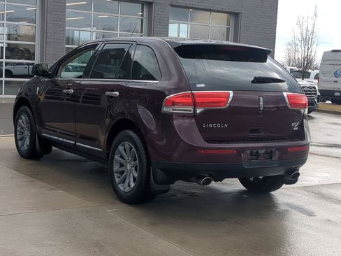 Used 2011 Lincoln MKX AWD w/ Sight & Sound Pkg image 4