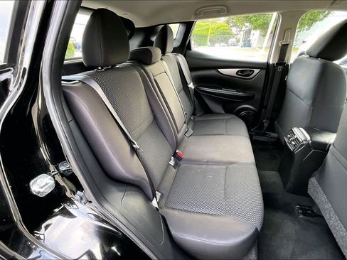 Used 2019 Nissan Rogue Sport S FWD image 25