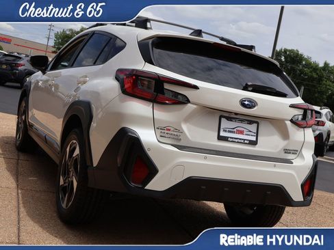 Used 2024 Subaru Crosstrek 2.5i Limited w/ Crosstrek Mirror Package AWD/4WD image 4