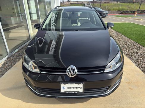 Used 2015 Volkswagen Golf TDI SE image 2