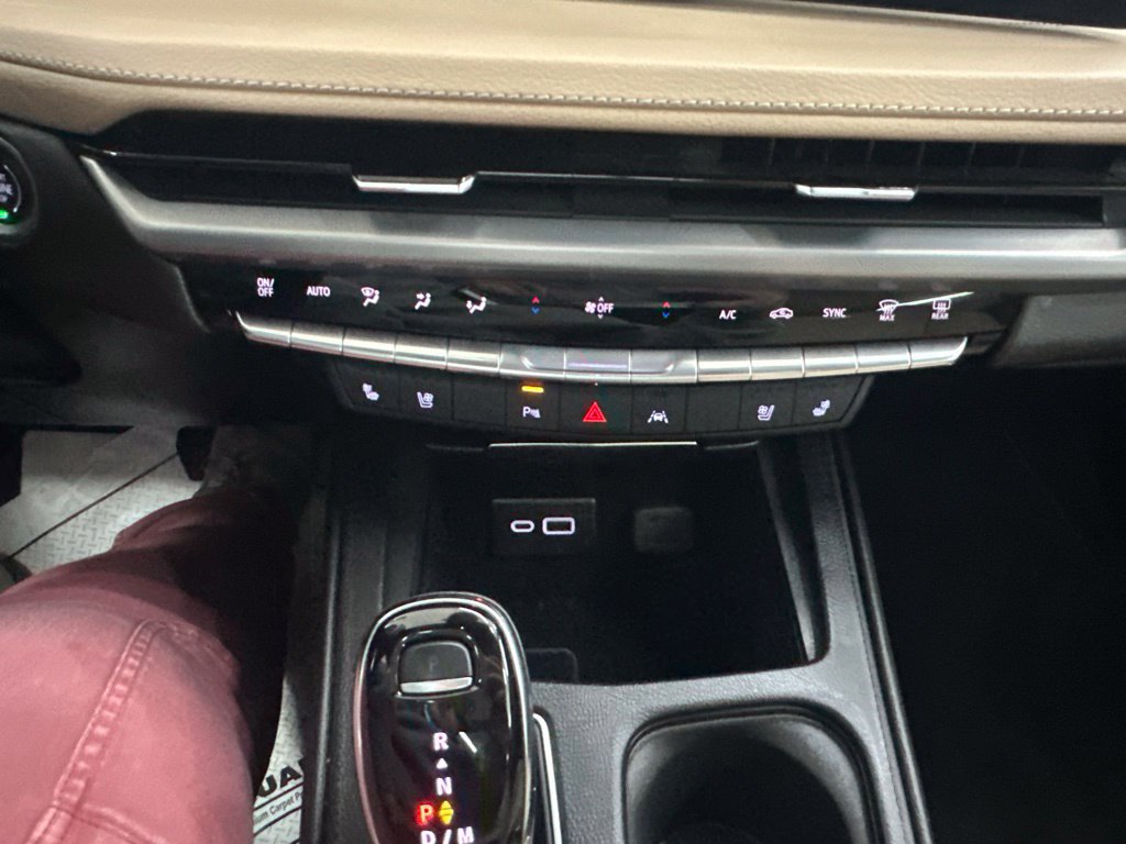 Certified 2024 Cadillac XT4 Premium Luxury AWD/4WD image 45