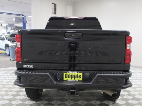 Used 2022 Chevrolet Silverado 2500 Custom w/ Custom Value Package image 10