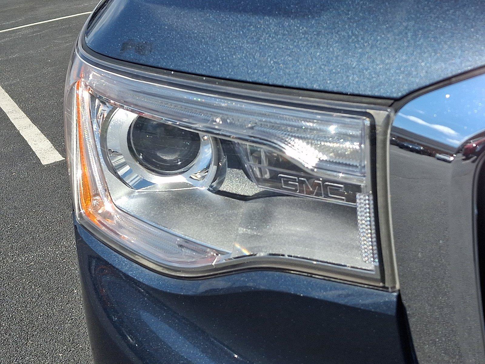 Used 2019 GMC Acadia Denali w/ Technology Package AWD/4WD image 9