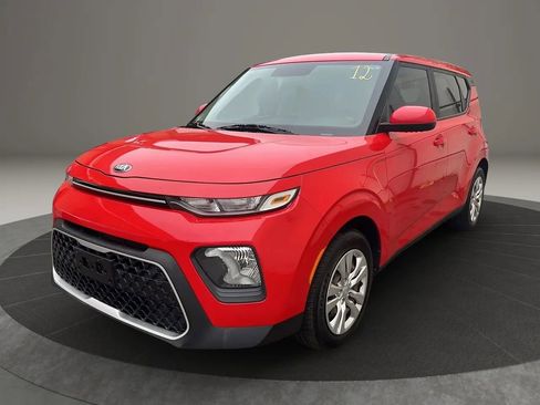 Used 2020 Kia Soul LX image 1