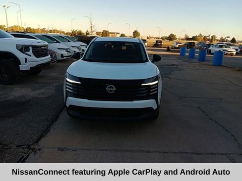 New 2026 Nissan Kicks SV w/ SV Premium Package image 10