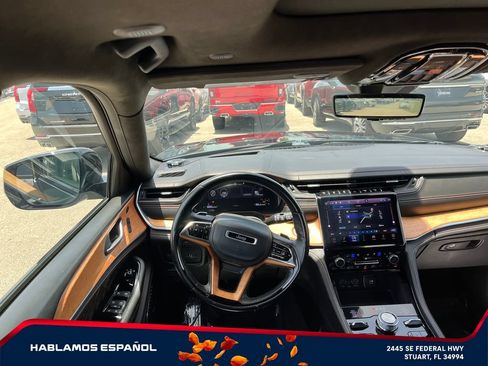 Used 2021 Jeep Grand Cherokee L Summit AWD/4WD image 14