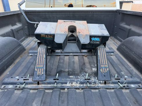 Used 2007 GMC Sierra 2500 SLE w/ Heavy-Duty Power Package RWD image 32