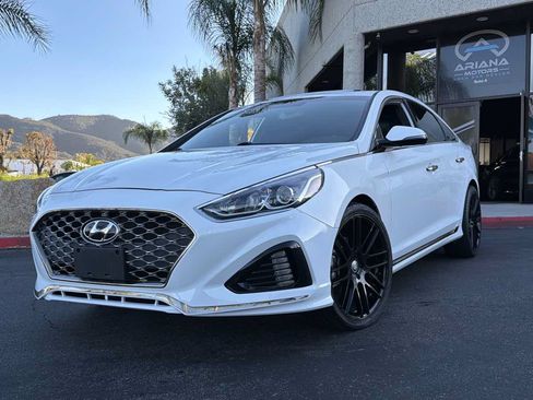 Used 2019 Hyundai Sonata Sport FWD image 2