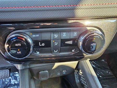 New 2026 Chevrolet TrailBlazer RS w/ Convenience Package FWD image 28