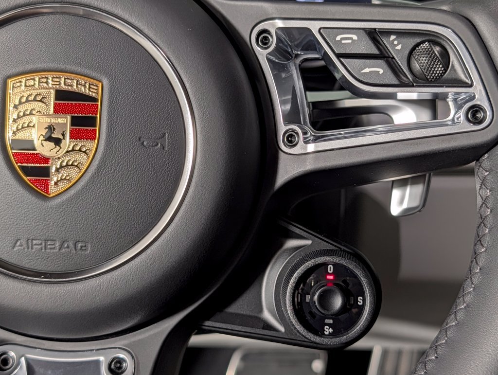 Certified 2025 Porsche 718 Cayman GTS RWD image 32