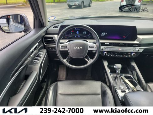 Certified 2024 Kia Telluride LX FWD image 15