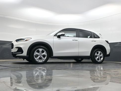 Used 2025 Honda HR-V LX image 29