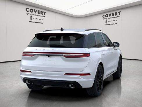 New 2026 Lincoln Corsair Reserve w/ Jet Appearance Package image 8