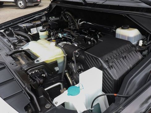 Used 2020 Nissan NV 3500 SL image 15