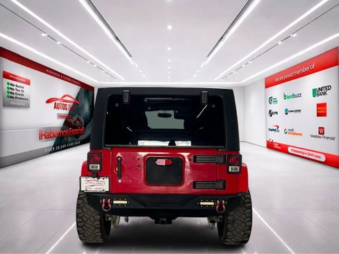 Used 2015 Jeep Wrangler Unlimited Sahara AWD/4WD image 7