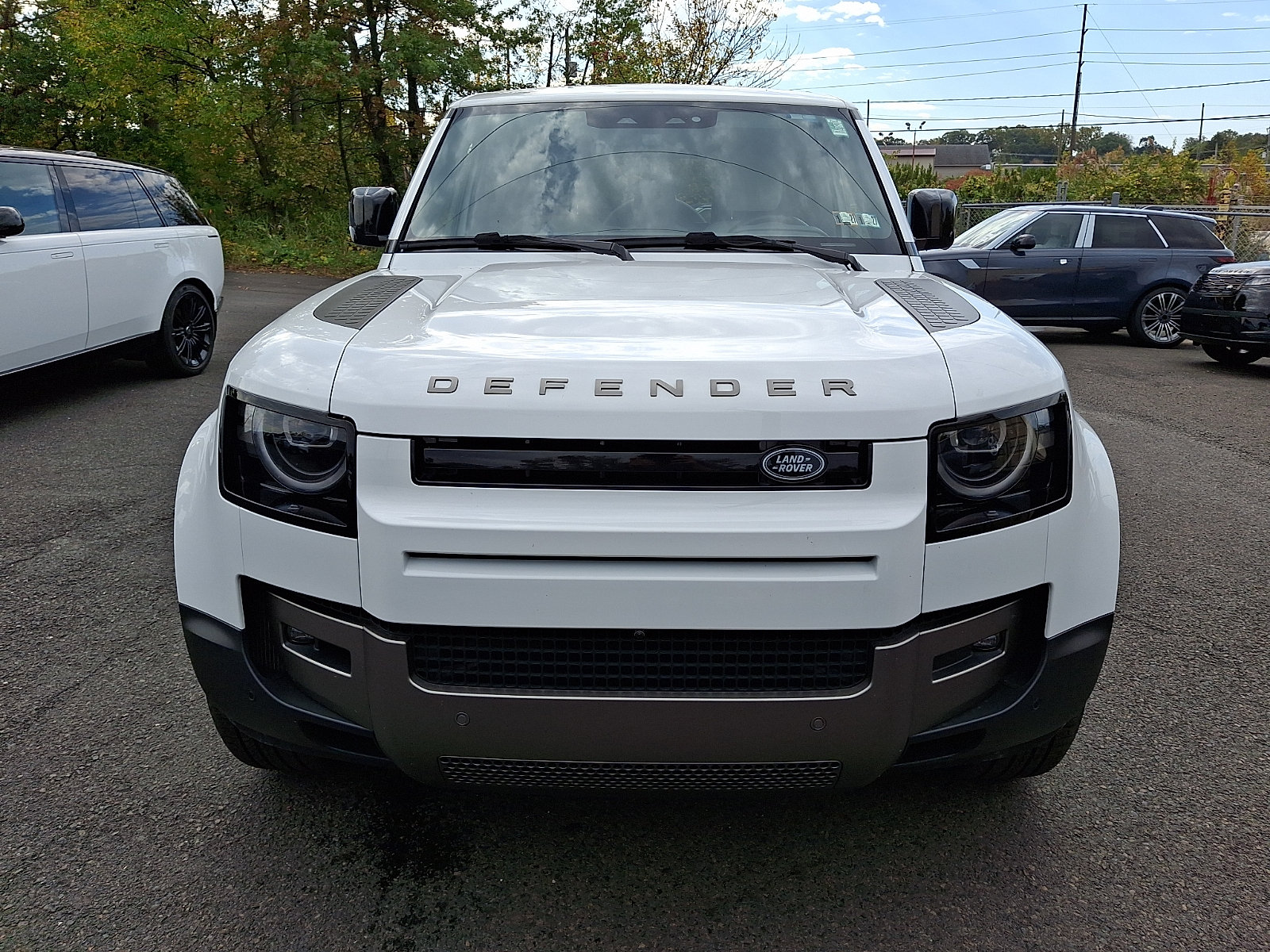 Used 2026 Land Rover Defender 110 S AWD/4WD image 5