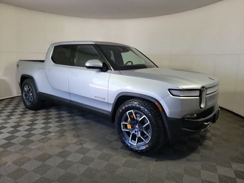 Used 2022 Rivian R1T Adventure AWD/4WD image 41