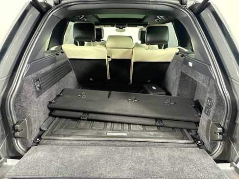 Used 2022 Land Rover Range Rover P525 Westminster Edition image 26