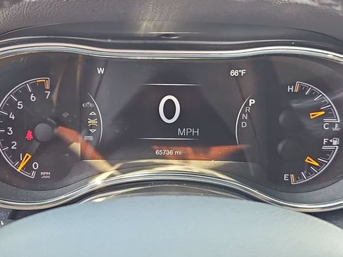 Certified 2022 Jeep Grand Cherokee Limited AWD/4WD image 21
