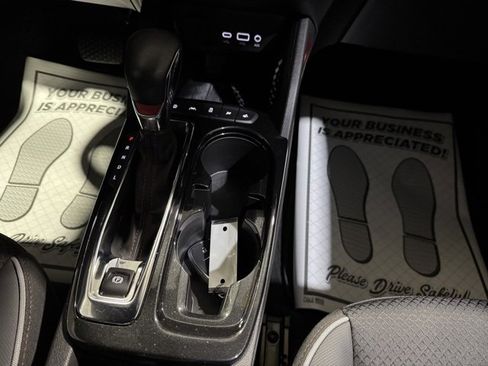 Used 2023 Chevrolet TrailBlazer RS image 19