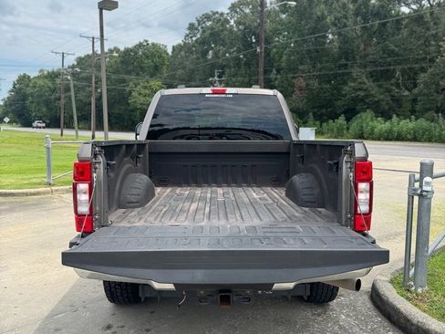 Used 2020 Ford F250 XLT image 6
