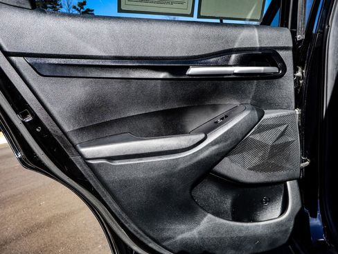 Used 2022 Kia Seltos LX image 37