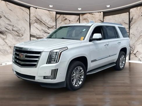Used 2018 Cadillac Escalade 2WD image 1