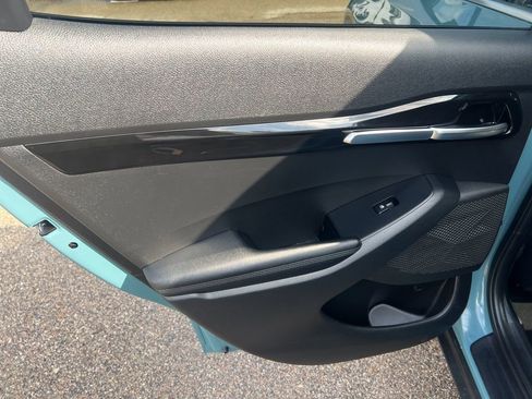 Certified 2024 Kia Seltos SX w/ SX Sunroof Package image 11